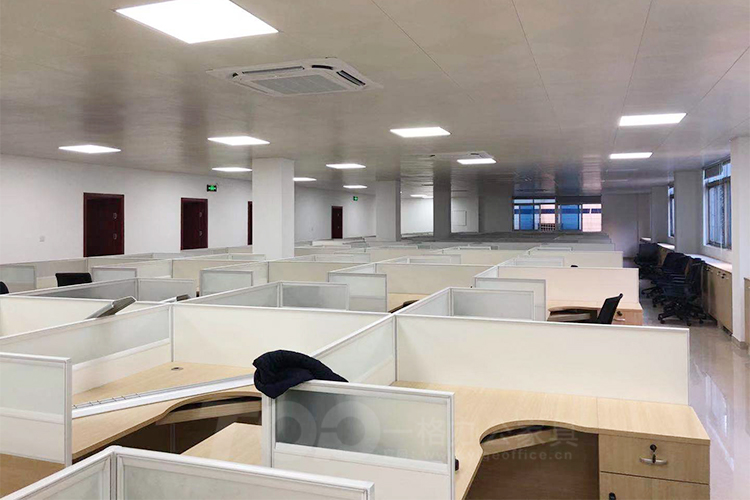 屏風辦公卡位.jpg 屏風辦公卡位.jpg