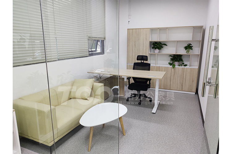 升降老板主管辦公桌.jpg 升降老板主管辦公桌.jpg