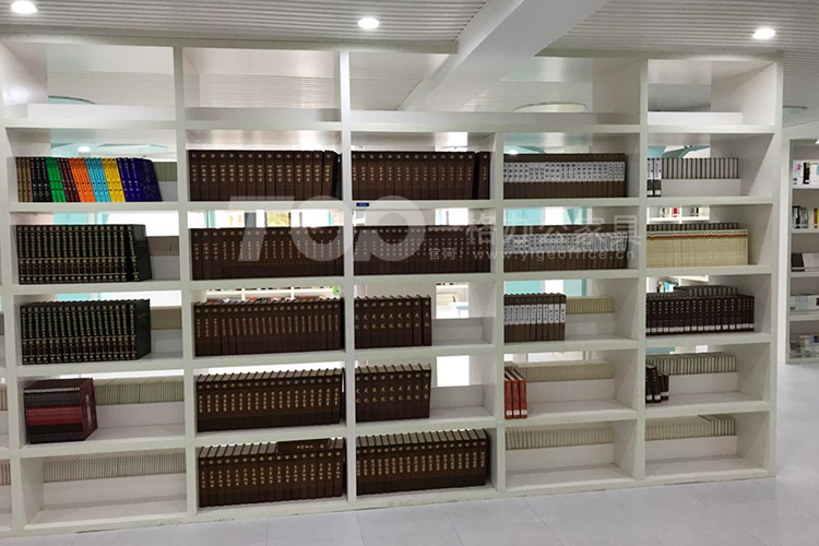 書架.jpg 書架.jpg