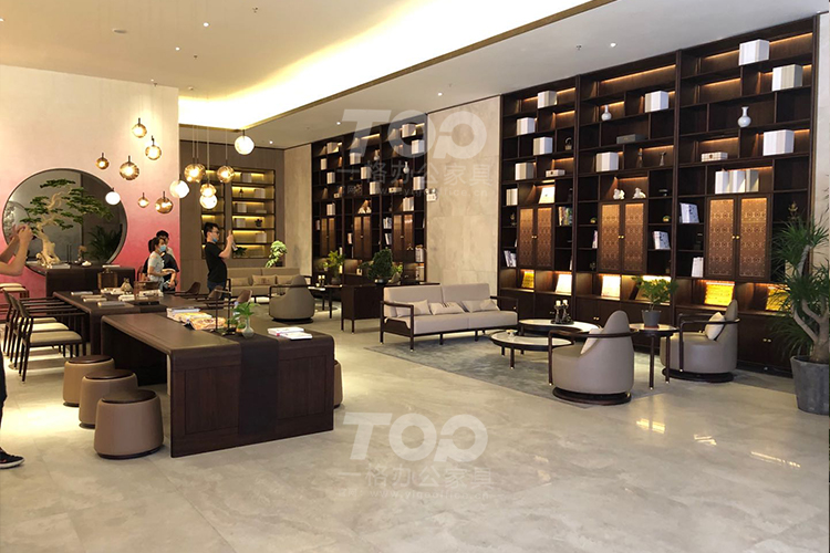 高山流水 辦公臺(tái),純木墻壁柜.jpg 高山流水 辦公臺(tái),純木墻壁柜.jpg