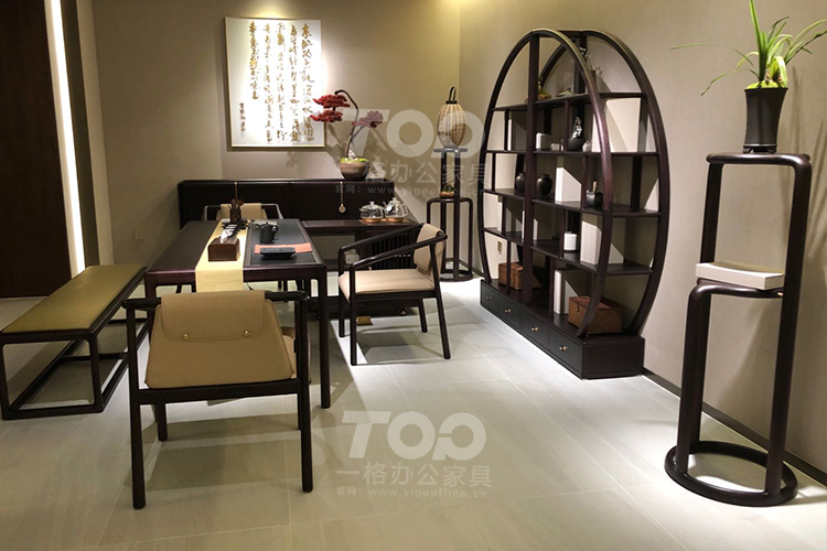 茶臺側面.jpg 茶臺側面.jpg