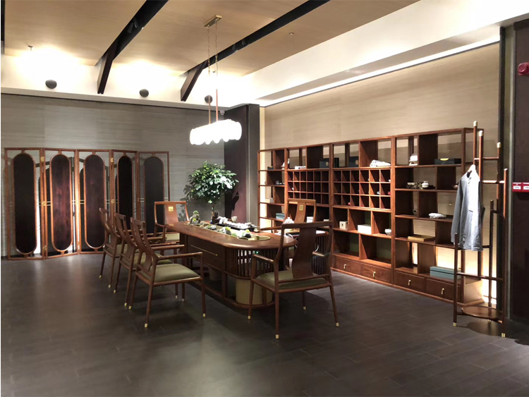 原木會(huì)議桌